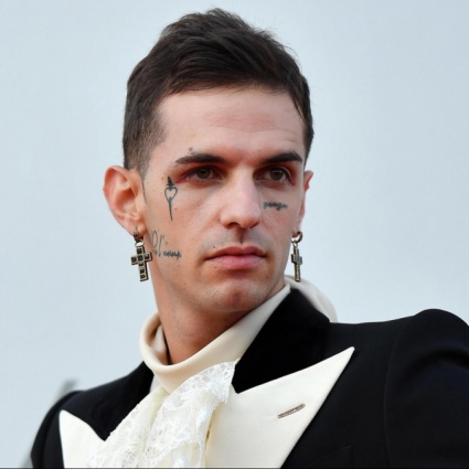 Achille Lauro annuncia il nuovo album “1990”