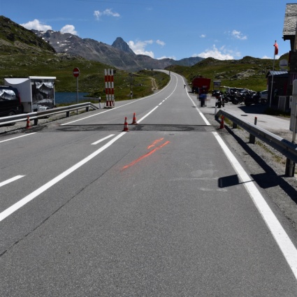 Tamponamento fra moto, ferito un centauro