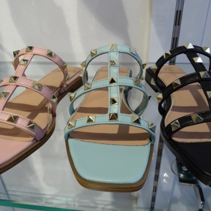 Anche look gladiator per i sandali donna dell’estate 2020