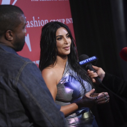Troppo odio sui social, Kim Kardashian "congela" i suoi account
