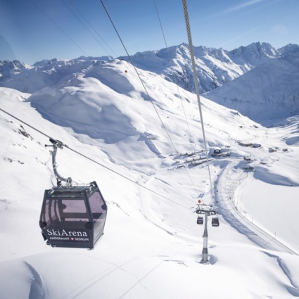 Ad Andermatt c'è posto per al massimo 8'000 sciatori