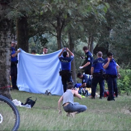 Si tuffarono nel lago per salvare una donna, premiate due ticinesi