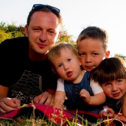 Hanno 10 figli e cercano casa