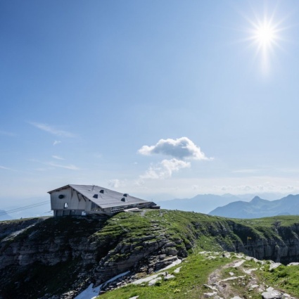 Sulla schiena dell’imperatore, tra natura e architettura