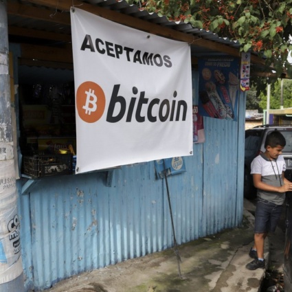 Bitcoin valuta legale, El Salvador apre la strada (e il mondo sta a guardare)