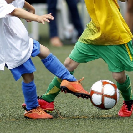 Bambini e giovani fanno più sport