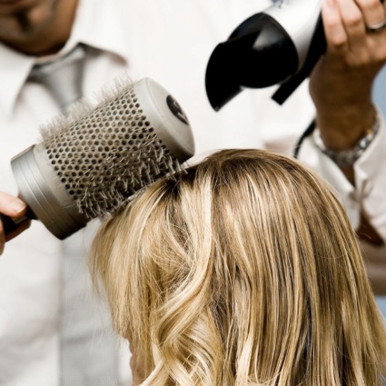 Olaplex n.4P: lo shampoo per biondi da sogno ti aspetta nei saloni certificati Hairlovers