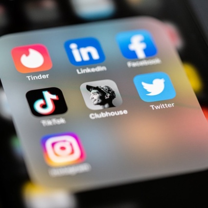 Odio e disinformazione sui social? Interviene la Confederazione