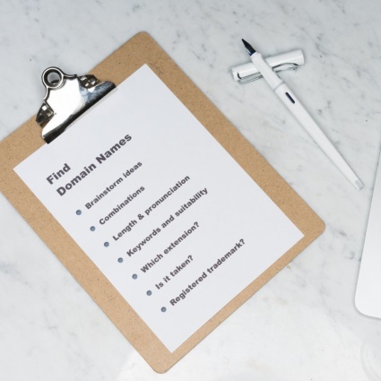 10 cose da sapere per scegliere un dominio efficace per il nostro sito web