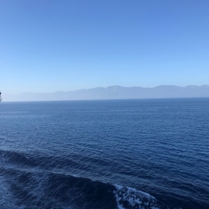 Terra in vista: la Corsica!