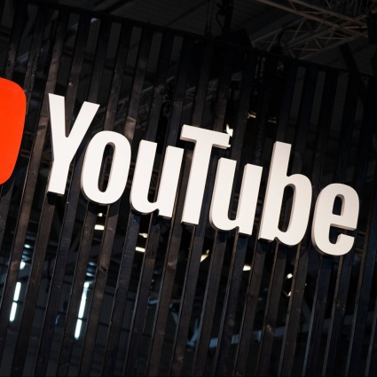 YouTube cambia forma e si allinea a TikTok