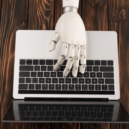 Google lancia la rivale di ChatGPT