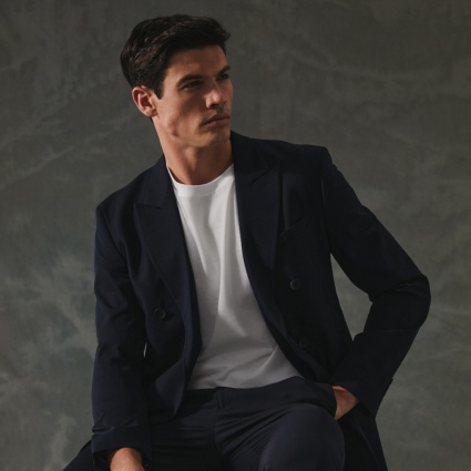 Intimissimi Uomo celebra un capo universale: la t-shirt