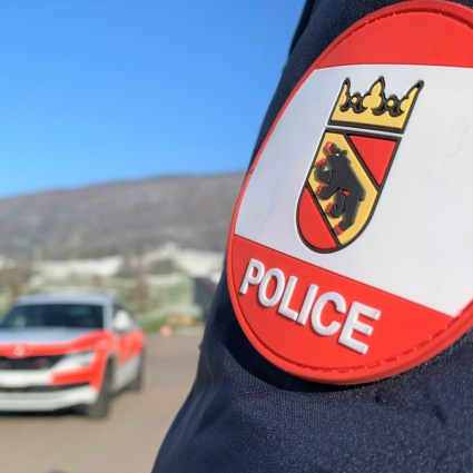 Un cadavere emerge dal lago di Brienz