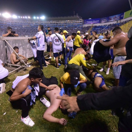 Tragedia allo stadio: «Chiunque sia il colpevole, non resterà impunito»