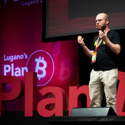 Tutta la potenza del Peer to Peer: intervista a Mathias Buus