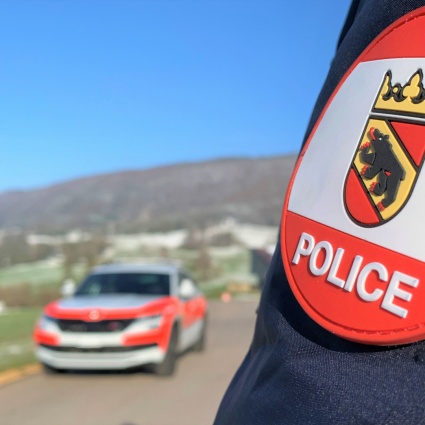 Un cadavere emerge dal lago di Thun