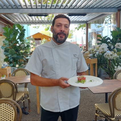 La magia culinaria tra la bellezza naturale del Porto di Lugano all'Osteria del Porto di Lugano
