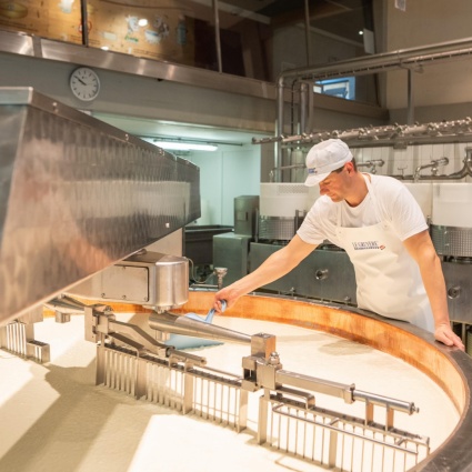 La Maison du Gruyère: dal latte al formaggio