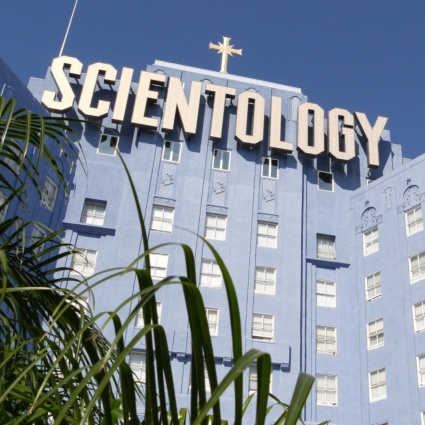 «Terapie che mandano in frantumi»: ombre sui metodi di Scientology