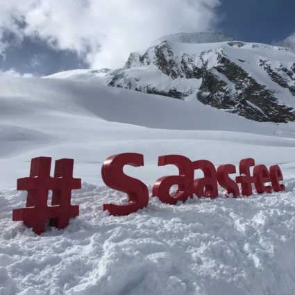 Saas-Fee ed i giganti di ghiaccio