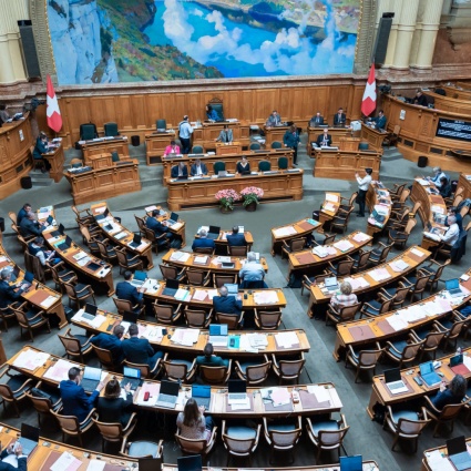 Deputate, avranno l'indennità di maternità anche se presenti in aula