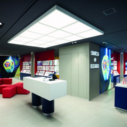 Fare shopping senza stress, Swatch ci prova