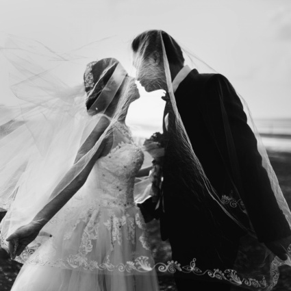 MATRIMONIO IN PILLOLE: abito, trucco e acconciatura...