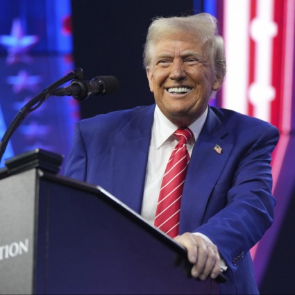 Trump vale oltre sei miliardi di dollari