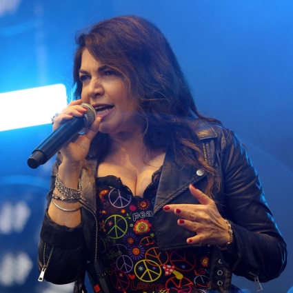 Cristina D'Avena: «Vi svelo il mio antidoto contro la solitudine»