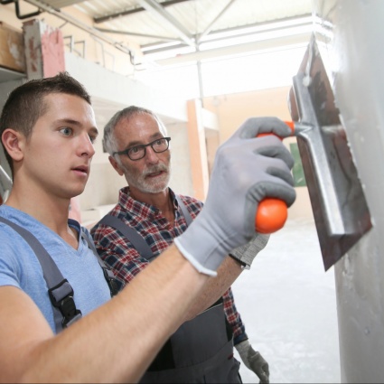 Gli apprendisti fanno guadagnare 800 milioni all'economia svizzera