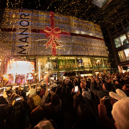 Luci, musica e magia: Manor accende il Natale a Lugano