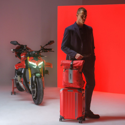 Piquadro e Ducati insieme per una capsule che celebra il design e la passione italiana