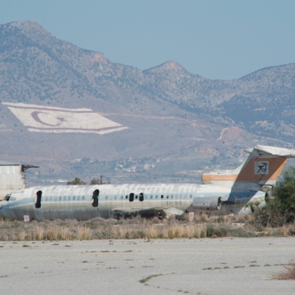 Il fascino indiscreto degli aeroporti fantasma
