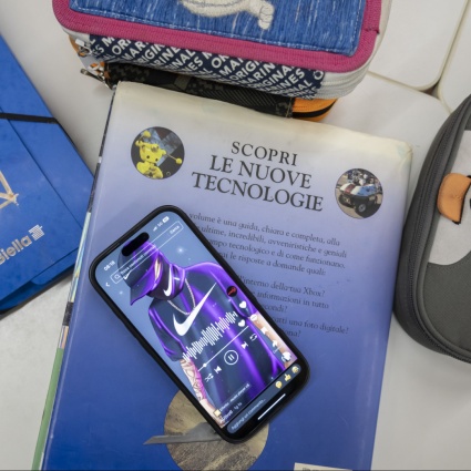 L'ansia di essere esclusi, perché il divieto degli smartphone è utile ma non basta