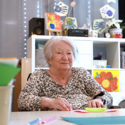Rimasta vedova troppo presto, oggi trova «qualcosa di bello» in ogni momento