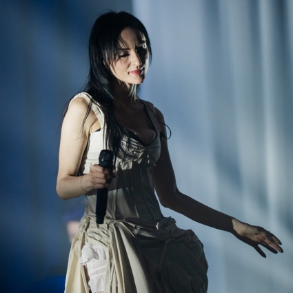 Arisa, il viaggio teatrale dell’anima conquista l’Italia