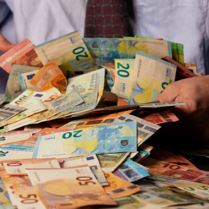 Evasione da 30 milioni di euro: nei guai una coppia con residenza in Svizzera