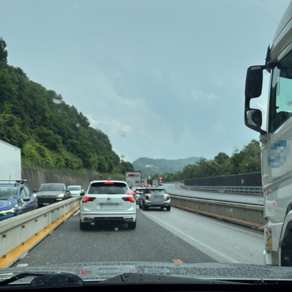 Incidente sull'A2, la coda inizia prima del previsto