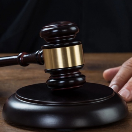 Investì bimbo di 11 anni, processo annullato per la morte dell'imputato