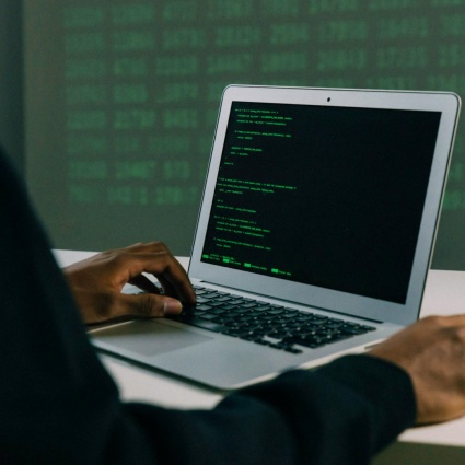 Fiduciaria piratata: dati di oltre 100mila dossier finiti nel dark web