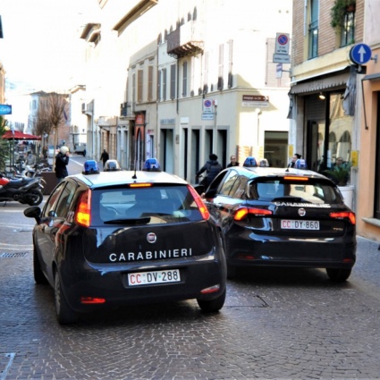 Donna svizzera trovata morta in casa dopo due mesi, scoperto un "tesoretto"