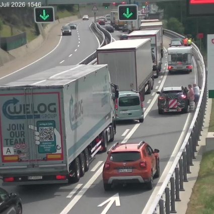 Dopo la maxi-coda al San Gottardo l'esodo dei vacanzieri “tappa” l'A2