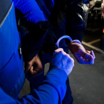 Maxi truffa con auto di lusso in leasing: 31 decreti d'accusa e otto rinvii a giudizio