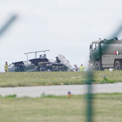 Precipita elicottero militare, un morto