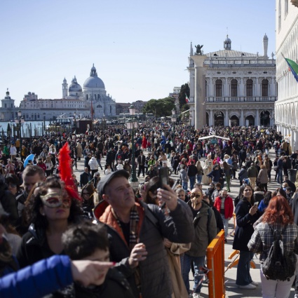 Tassa d'ingresso, Venezia incassa oltre 5 milioni. Ora la proposta shock: 50 euro per visitarla