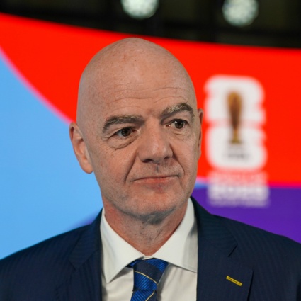 Mondiale privatizzato, è rivolta contro la FIFA e Infantino
