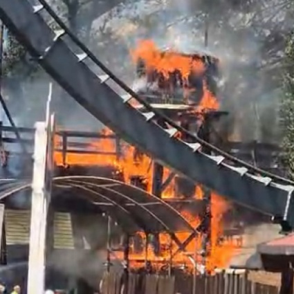 Un ticinese assiste all'incendio a Gardaland