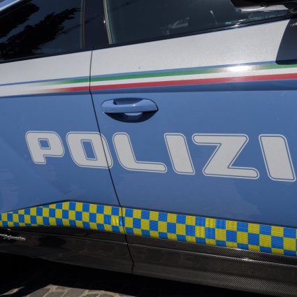 Giallo a Como: 35enne ritrovata senza vita nel suo appartamento