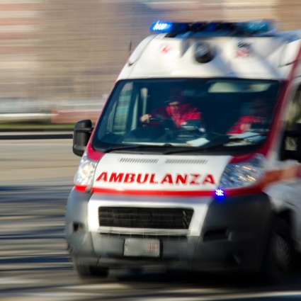 Turista svizzero ha un malore e muore nel Barese